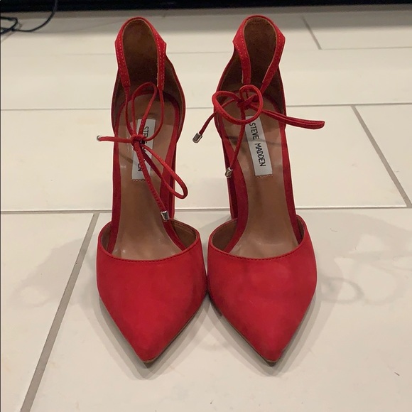 Steve Madden Shoes - Red block heels